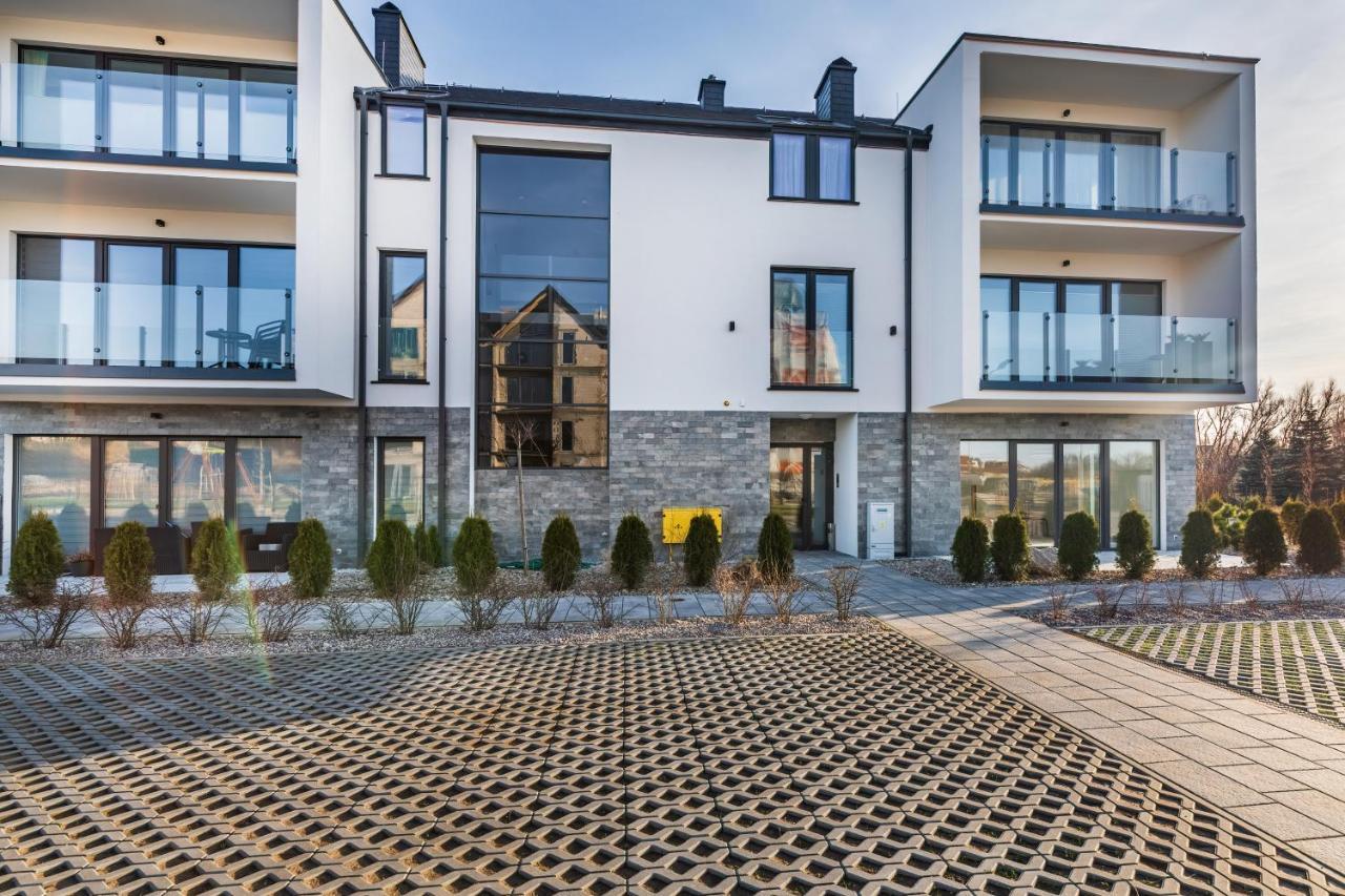 Blue Wave By Renters Apartment *